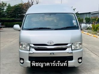 TOYOTA COMMUTER 3.0